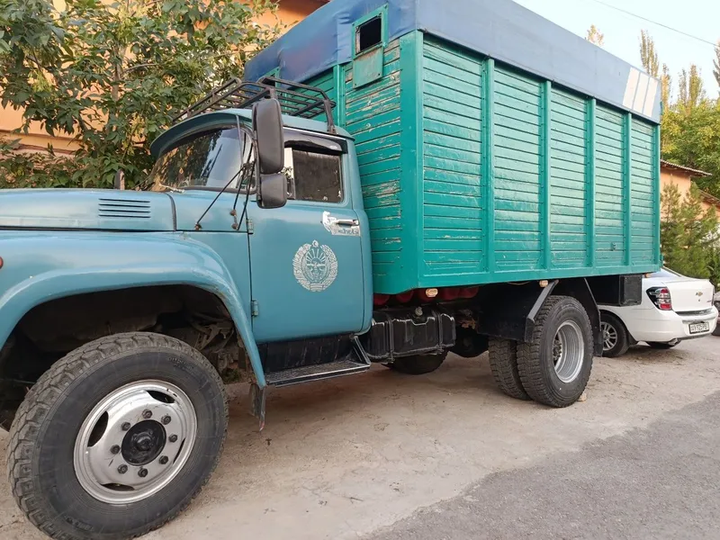 Mashina zil sotiladi 4