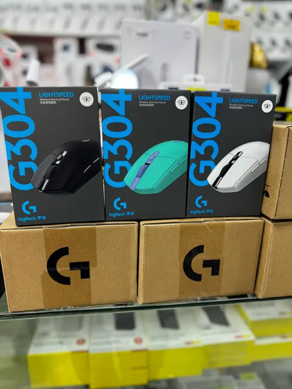 Logitech G304