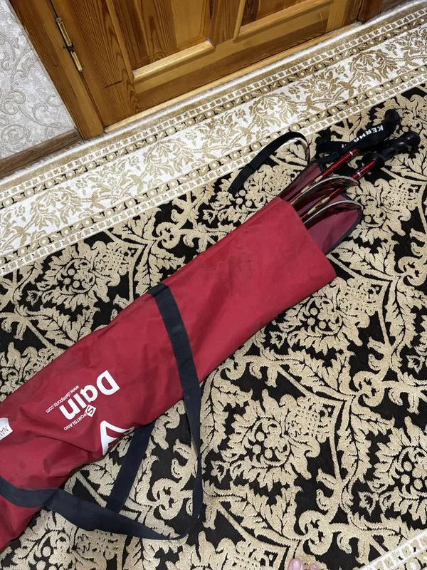 Горные лыжи 160см + палки 7