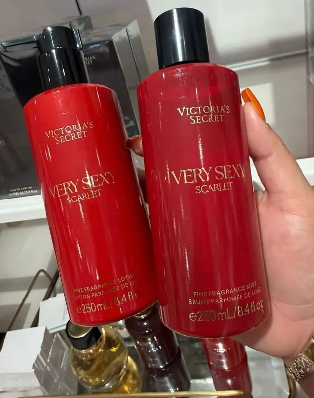 Victoria secret Very sexy scarlet