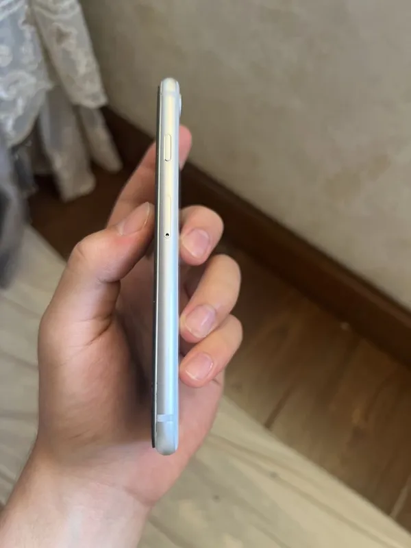 Iphone 8 белый,oq 5