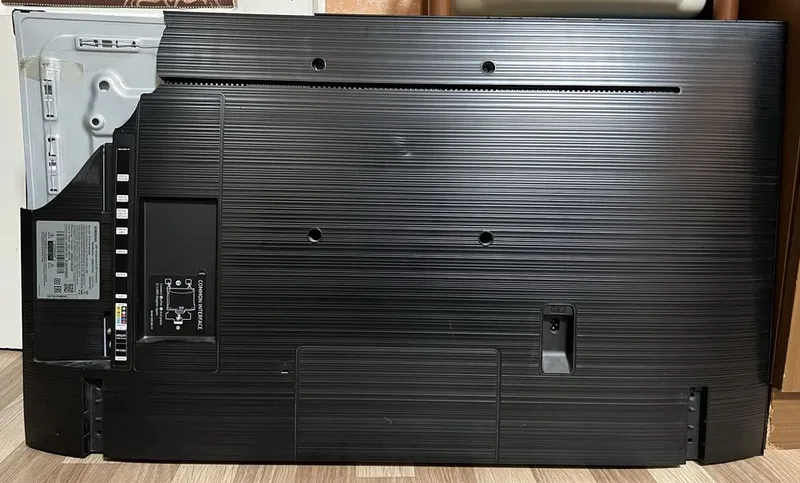 Телевизор на запчасти Samsung 4K — фото 1