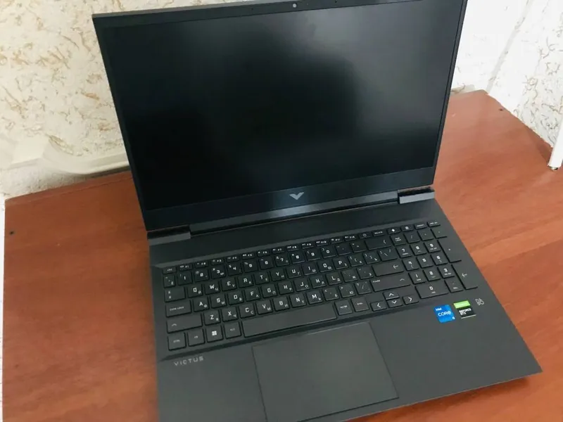HP victus 15 срочно 1 HP victus 15 срочно 1