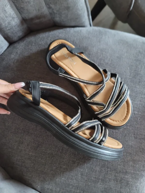 Yangi a’lo sifatli sandallar 38.39 5