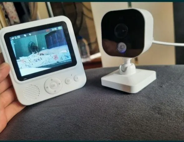 Видеоняня (Baby Monitor) 2 Видеоняня (Baby Monitor) 2