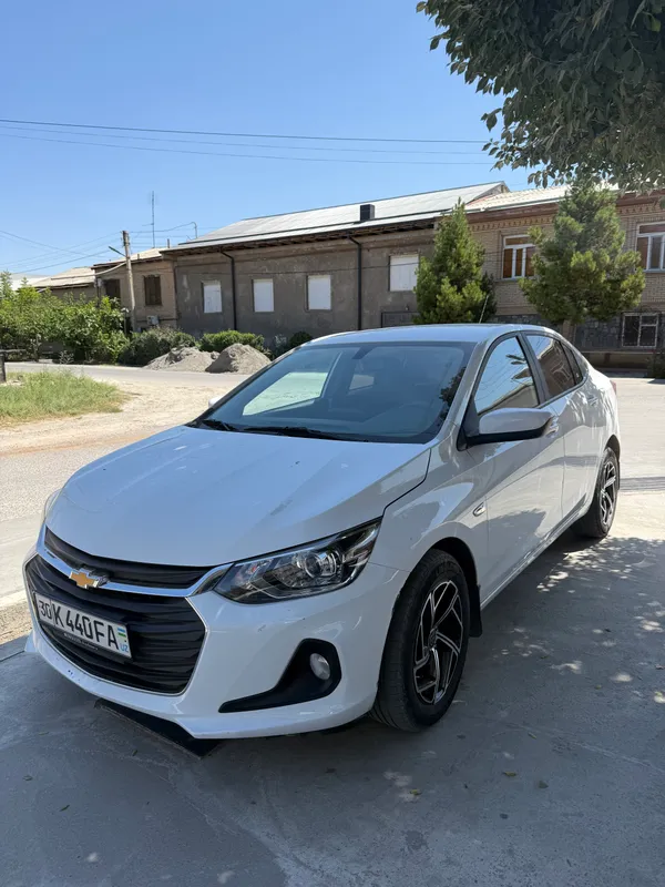 Chevrolet ONIX 1
