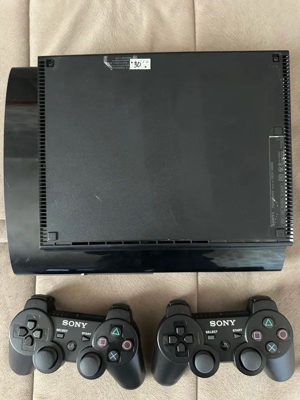 PlayStation 3 SuperSlim 260 ГБ + 2 пульта 2 PlayStation 3 SuperSlim 260 ГБ + 2 пульта 2