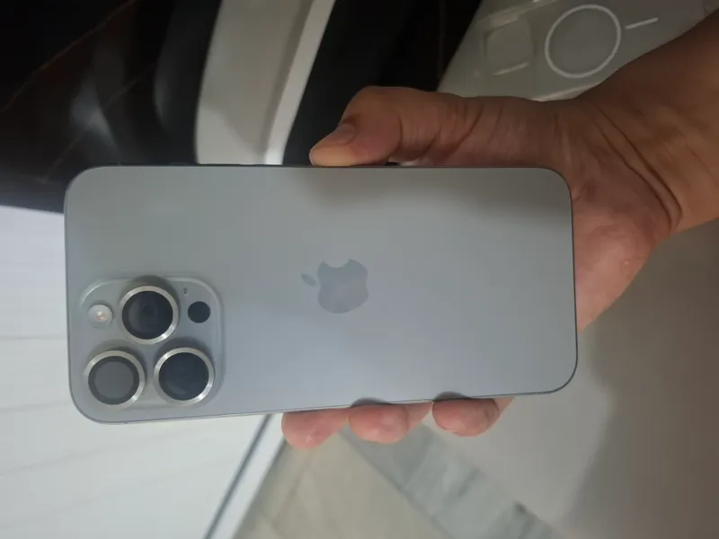 I phon 15 pro max 1 I phon 15 pro max 1