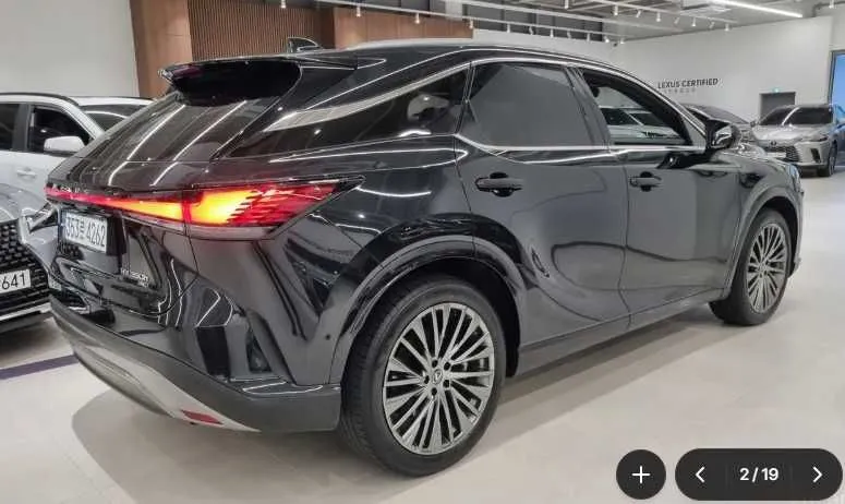 Lexus RX350h Premium — фото 1