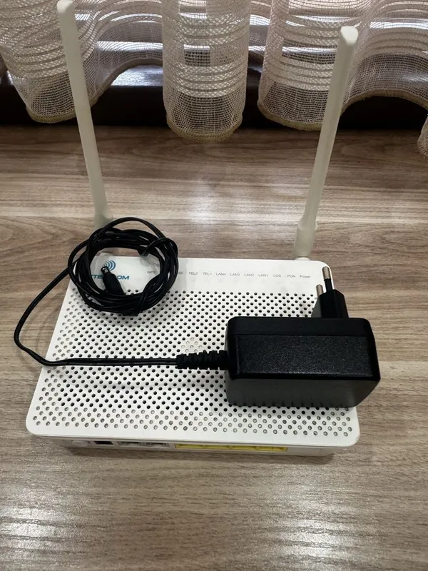 Wifi router HUAWEI HG8245H5 3 Wifi router HUAWEI HG8245H5 3