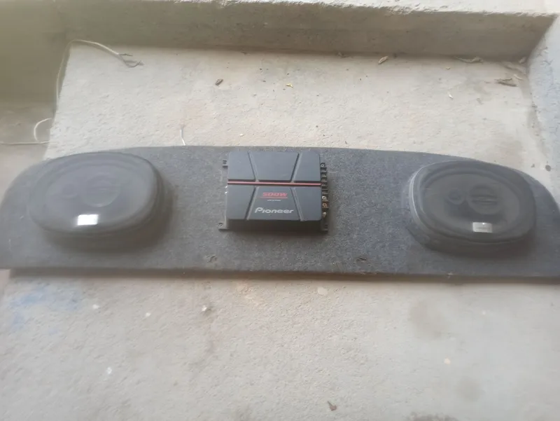 Kenwood(indonisea) va pioneer500w usilitel