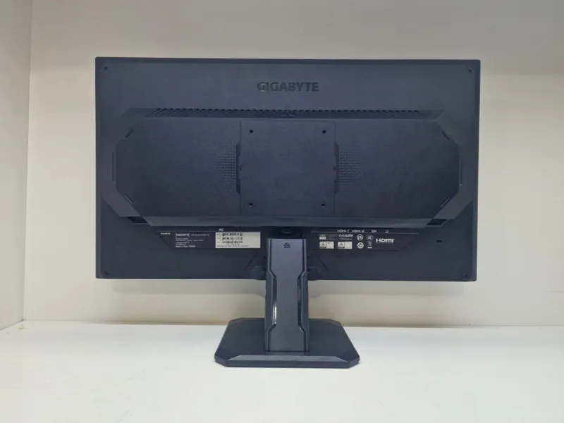 Gigabyte GS25F2 flat 200hz — фото 1