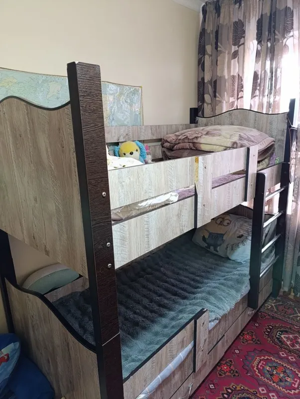 Кровать детская двухъярусная