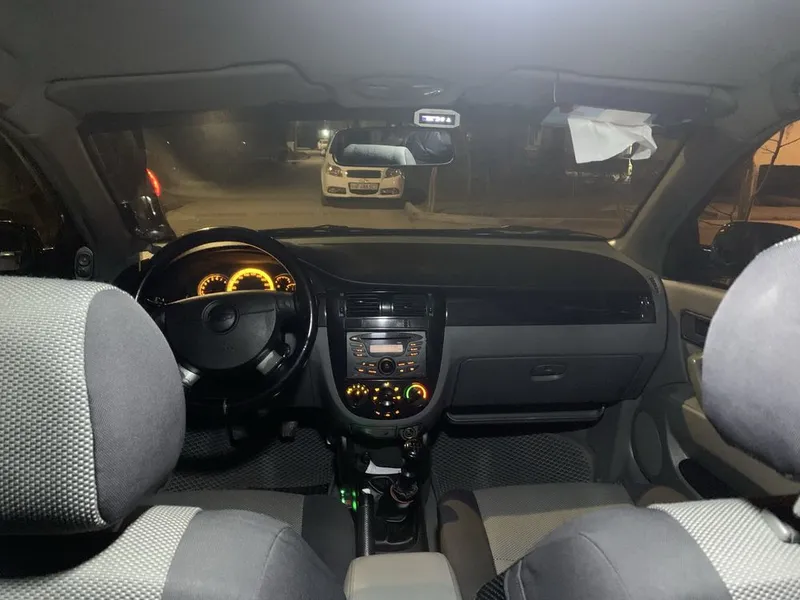 chevrolet lacetti 1.8 cdx 2010 GAR 8 chevrolet lacetti 1.8 cdx 2010 GAR 8
