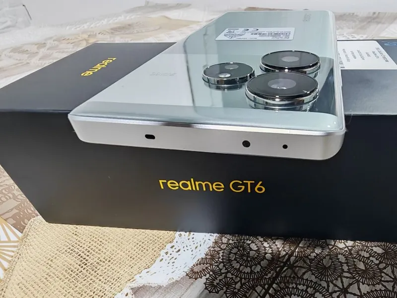Realme GT 6 Global 12/256 GB, ekranda yoriq bor, tavsifni o‘qing! 2 Realme GT 6 Global 12/256 GB, ekranda yoriq bor, tavsifni o‘qing! 2