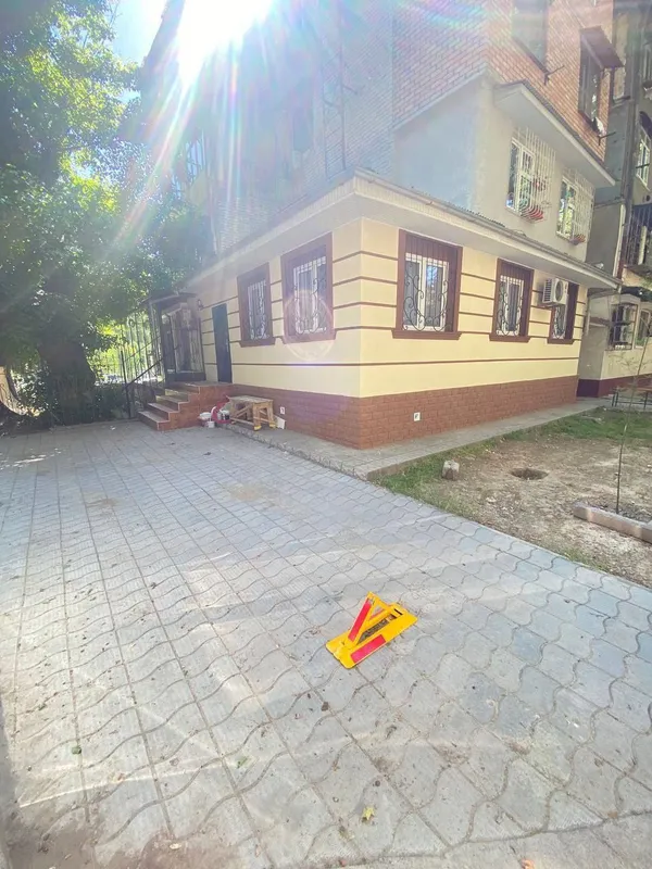 Yevroremontli shinam bir xonali kvartira sotiladi 9 Yevroremontli shinam bir xonali kvartira sotiladi 9