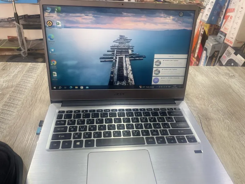 Acer swift 3 Ryzen 5 3500 Seires 2 Acer swift 3 Ryzen 5 3500 Seires 2