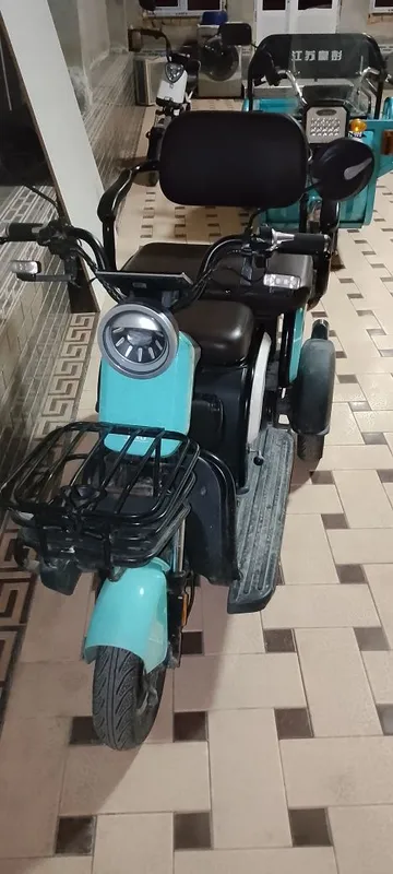 Skuter sotiladi holati ideal yangidek turipti koʻp minilmagan