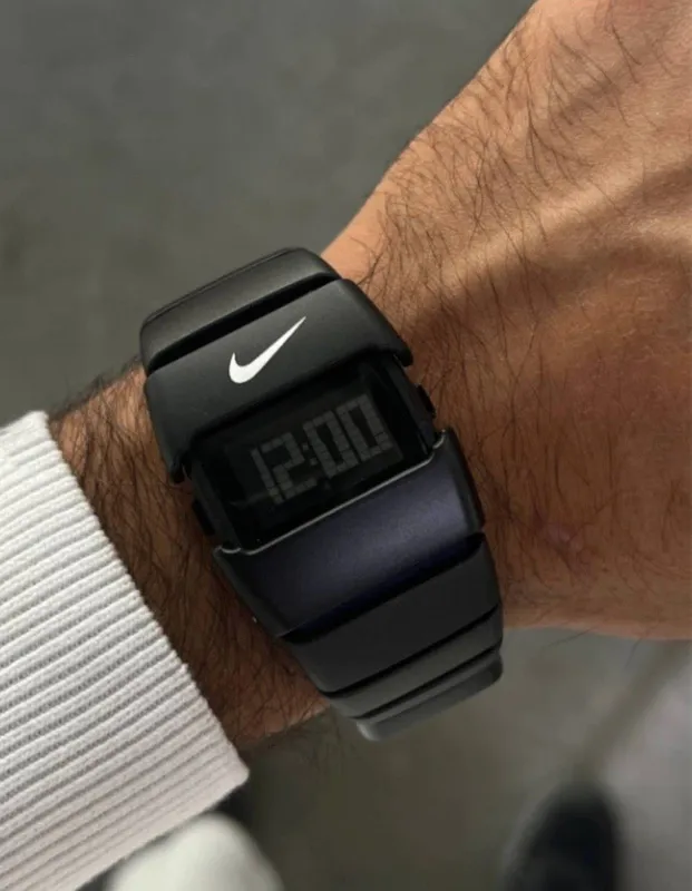 Часы Nike
