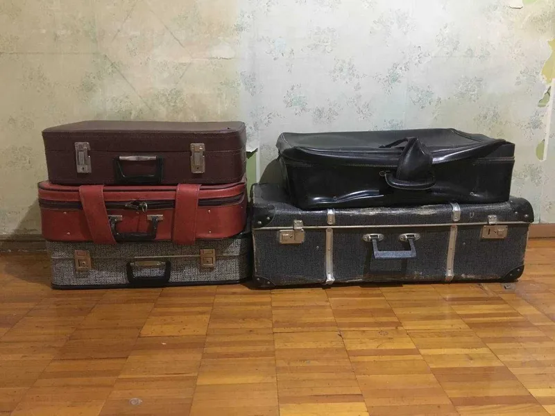 Винтажные чемоданы СССР / Ретро декор / Чемодан для фотосессий