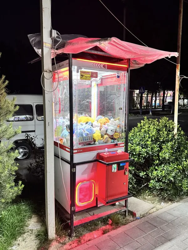 Игравой автомат ( Кран ) продается сразу с точкой — фото 3