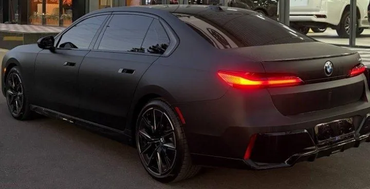 Bmw 740i продается 2 Bmw 740i продается 2