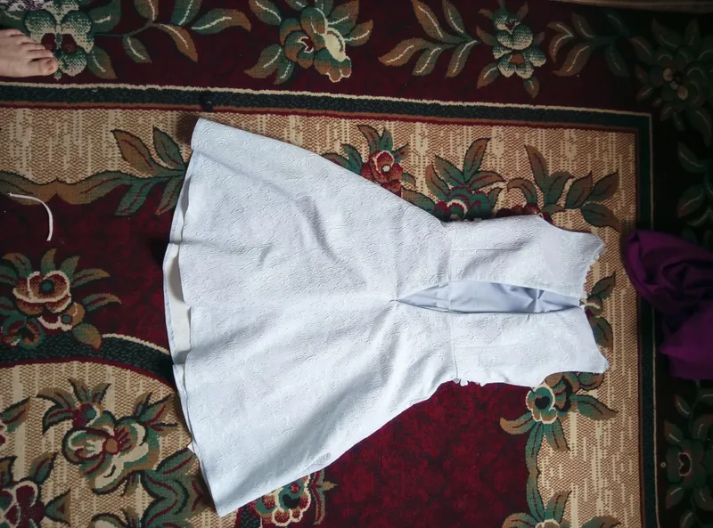 liboslar, ayollar kiyimlar