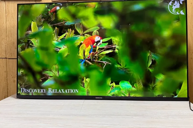 Телевизор Smart TV 50" — фото 1