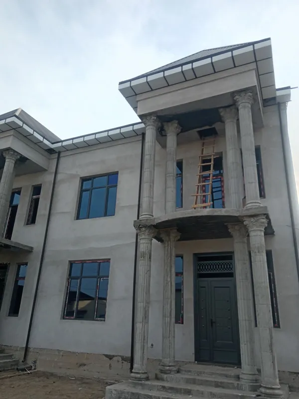 Urganch buyim bozor yonida bo'l idoradaUy sotildi — фото 1