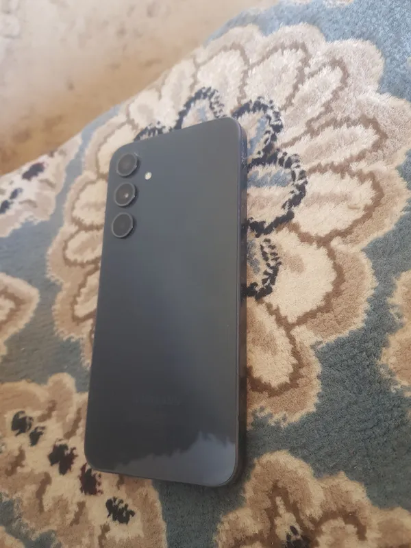 samsung Galaxy A35 2 samsung Galaxy A35 2