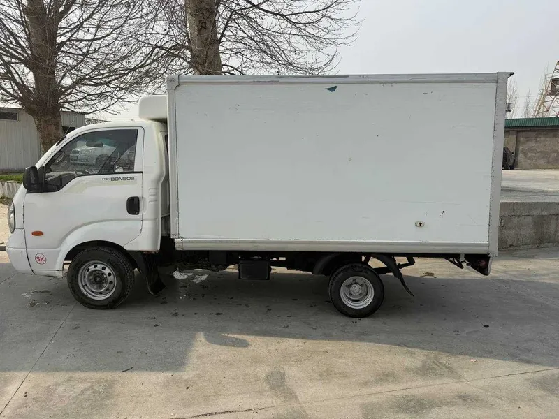 Sotilad KIA BONGO 3 3 Sotilad KIA BONGO 3 3