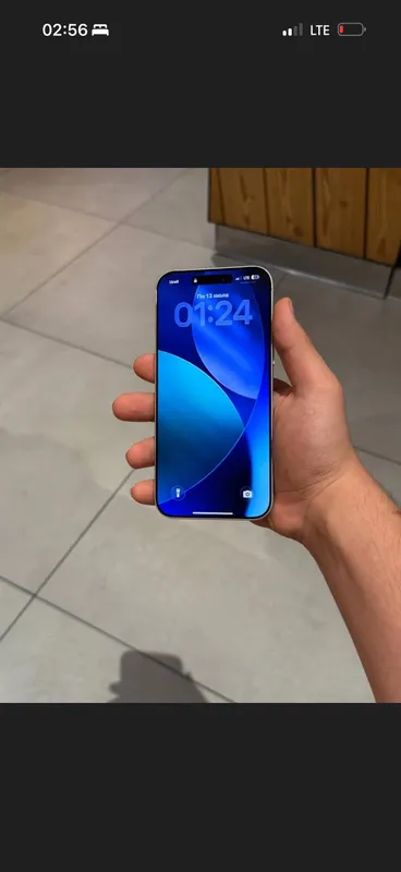 Iphone 17pro max срочно продаётся, обмена нет 1