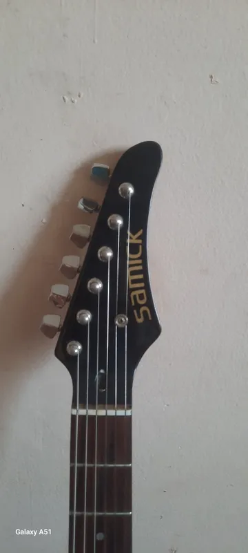 SAMIC elektro gitara koreyskiy 3 SAMIC elektro gitara koreyskiy 3