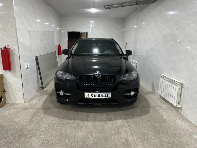 Продается BMW X6 ; зимние колеса пирелли в придачу