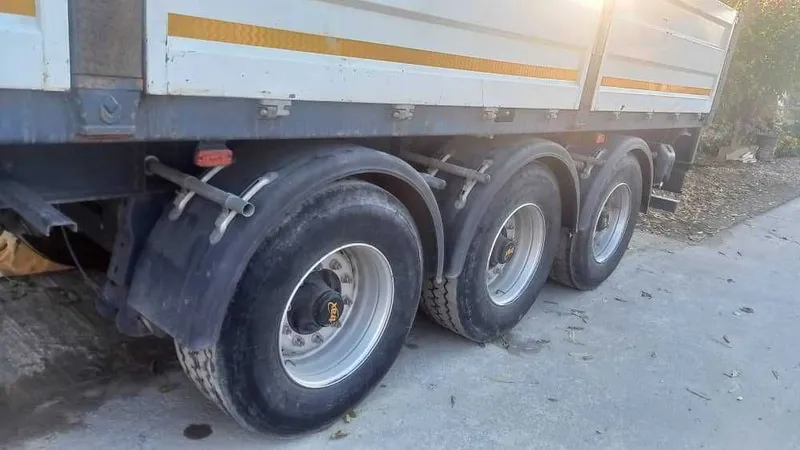 Полуприцеп бортовой контейнеровоз 2019 UzAutoTrailer 12.5 — фото 4