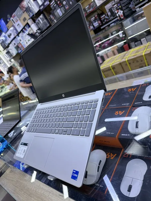 hp laptop amd r5 — фото 7