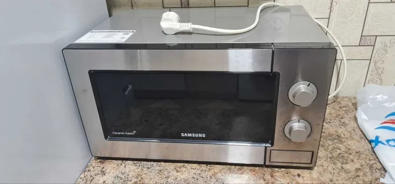 Микроволновая печь Samsung 23 л, Ceramic Inside