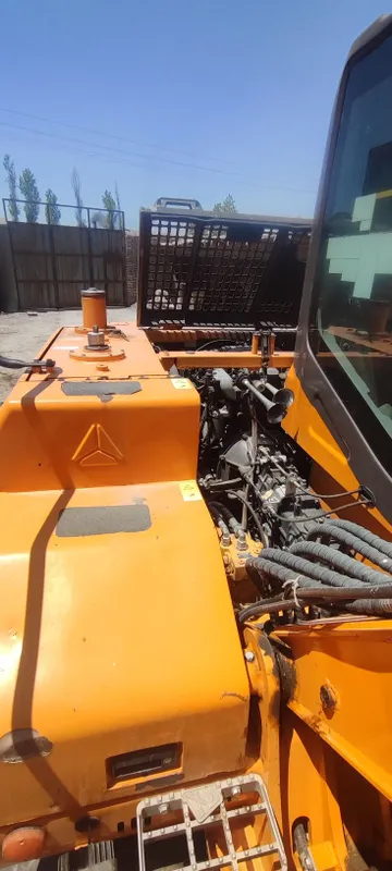 Ekskavator XINIU XN90lx 2 Ekskavator XINIU XN90lx 2