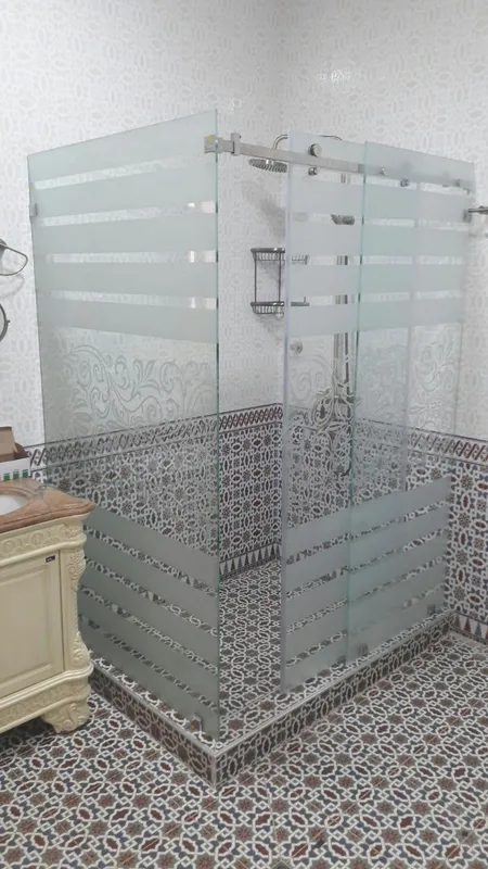 Стеклянные двери ремонт, петли, доводчики, ручки, настройка — фото 1