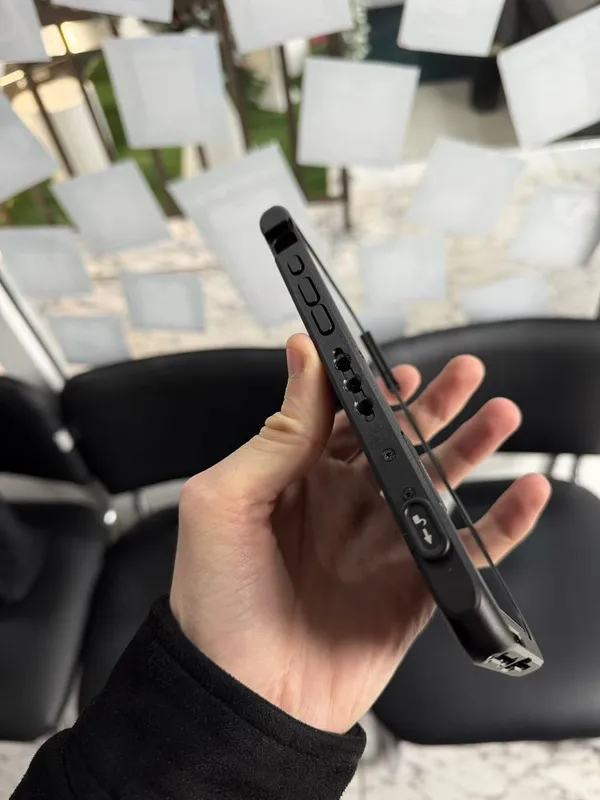 Клетка для iPhone 16 Pro Max, SmallRig + Крепление на T-Mount 67mm — фото 5