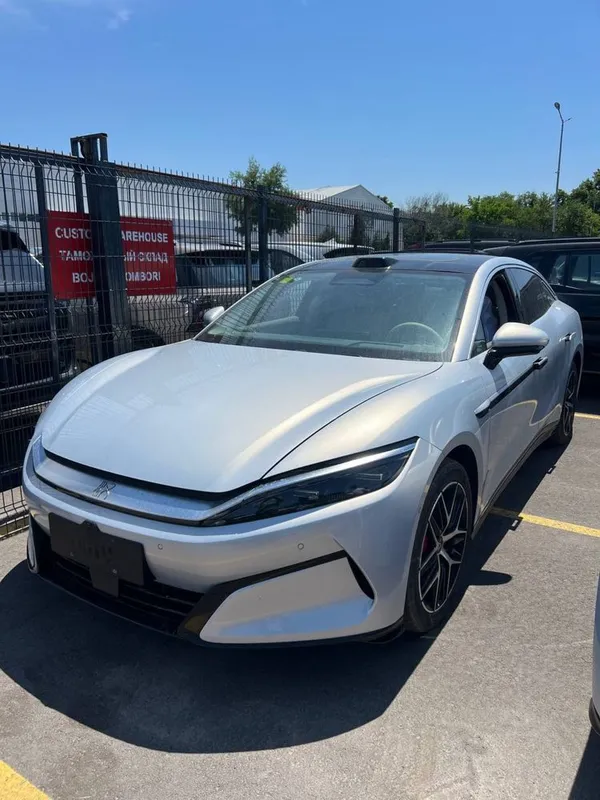 BYD HAN L 2025 yil 2.7 Sikund elekro — фото 1