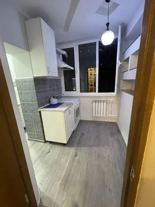 3-комн квартира, 82 м², 2/4 этаж (вторичка) 4