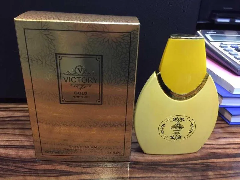 Парфюм "Victory Gold" pour femme