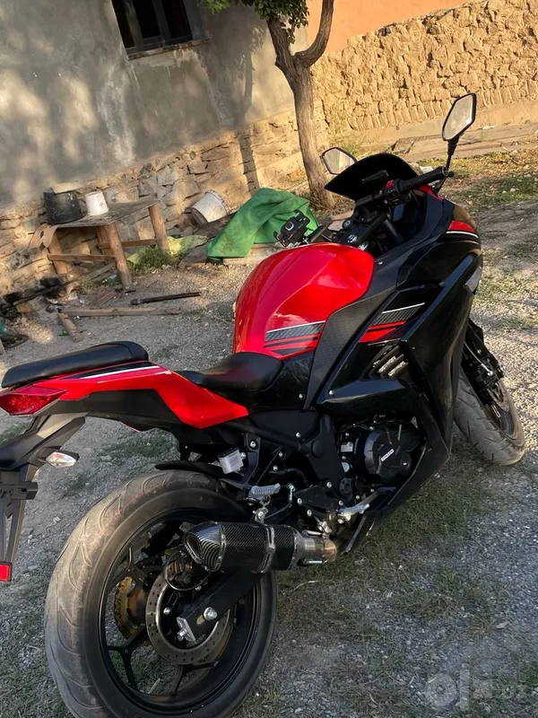 Moto 2025 yil 3400 yurgan xolati idiyal 1 Moto 2025 yil 3400 yurgan xolati idiyal 1