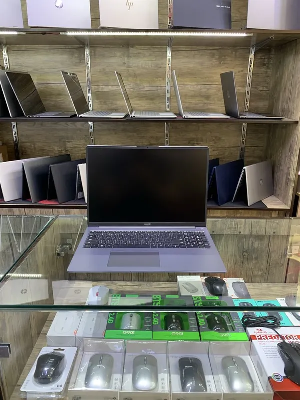 Huawei MateBook D16
