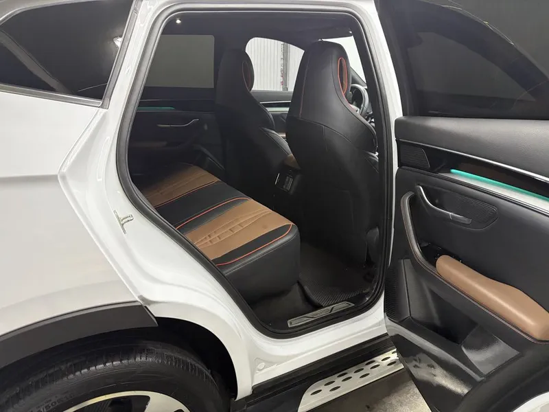 BYD cong plus AWD фул 2024 йил тозза 6 BYD cong plus AWD фул 2024 йил тозза 6