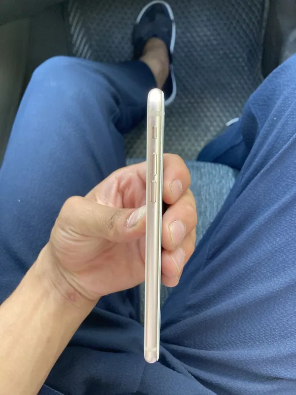 Iphone 8 Gold 64 gb — фото 3