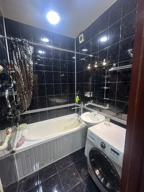 Квартира продаётся, 2 комнаты, чистый ремонт, этаж тоже отличный 7