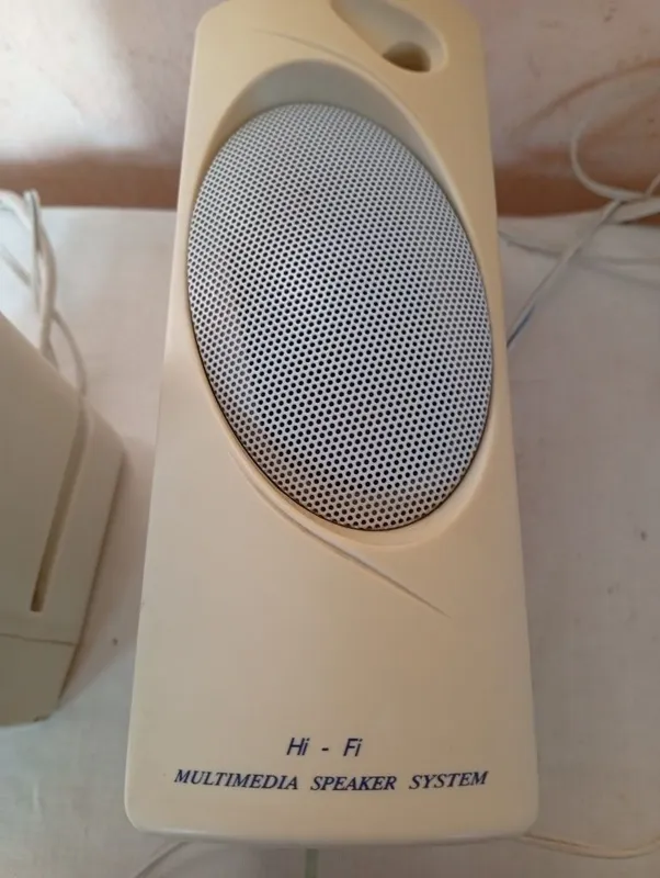 Аудиоколонки (multi-meadia speaker) — фото 1