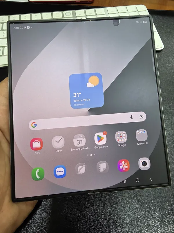 Продаю samsung fold 6